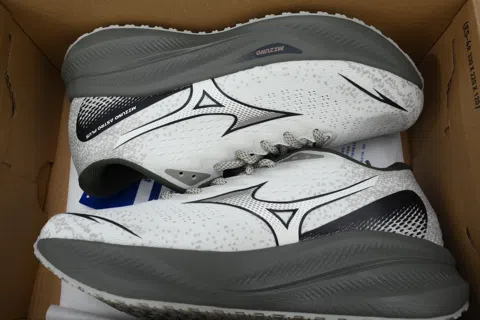 Mizuno Running Shoes Grey Green Black Army – photo 8