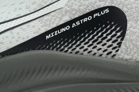 Mizuno Running Shoes Grey Green Black Army – photo 5