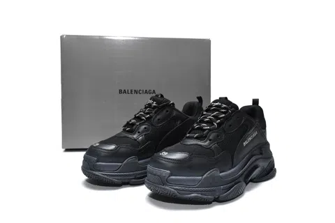 Balenciaga Triple S Triple Black – photo 11