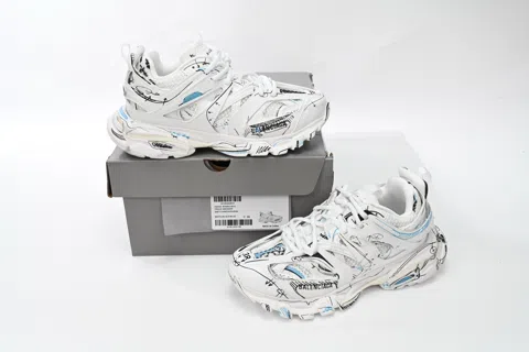 Balenciaga Track Graffiti – photo 10