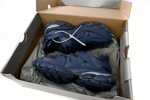 Balenciaga Track LED Sapphire Blue – photo 11