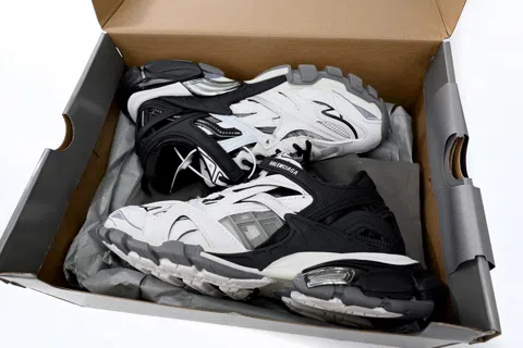 Balenciaga Track 2 Black/White – photo 11