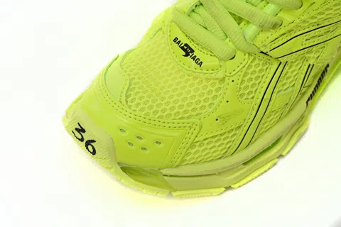 Balenciaga Runner Neon Green – photo 7
