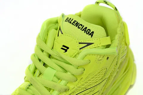 Balenciaga Runner Neon Green – photo 6