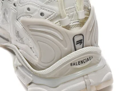 Balenciaga Runner Glow – photo 7