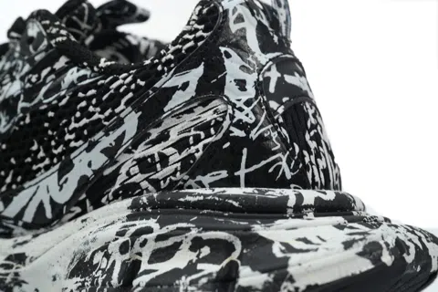 Balenciaga 3XL Black Graffiti – photo 5