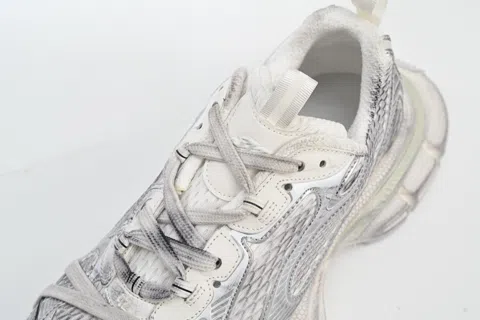 Balenciaga 3XL White – photo 5