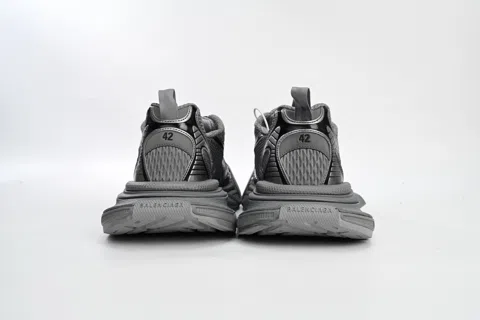Balenciaga 3XL Grey – photo 6