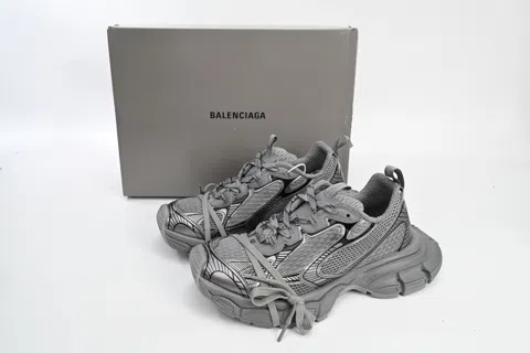Balenciaga 3XL Grey – photo 9