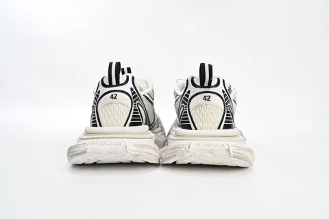 Balenciaga 3XL Panda – photo 6