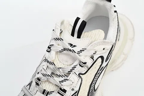 Balenciaga 3XL Panda – photo 5