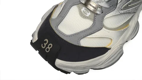 Balenciaga Cargo Cream/Grey – photo 8