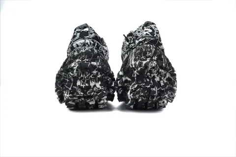 Balenciaga Defender Black Graffiti – photo 3
