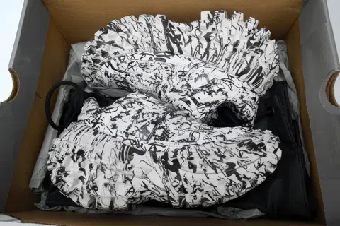 Balenciaga Defender White Graffiti – photo 8