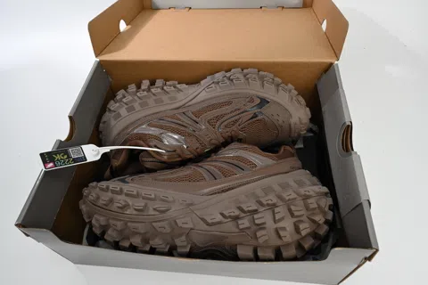 Balenciaga Defender Brown – photo 11