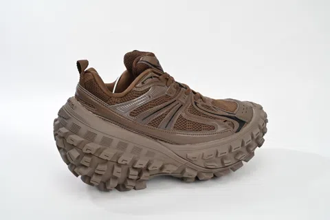 Balenciaga Defender Brown – photo 3