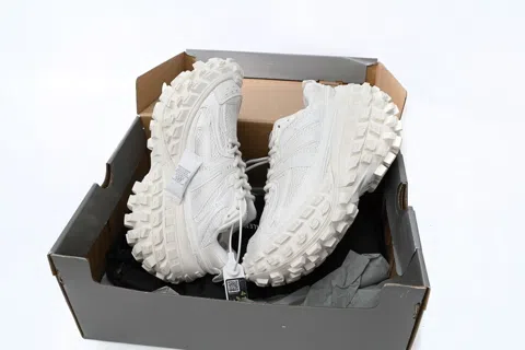 Balenciaga Defender Triple White – photo 11