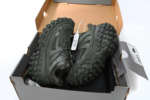 Balenciaga Defender Dark Green – photo 11