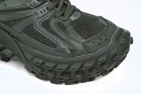 Balenciaga Defender Dark Green – photo 6