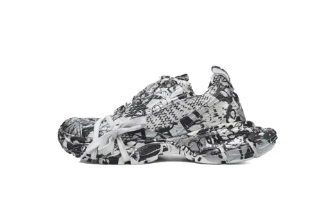 Balenciaga 3XL Black/White Graffiti