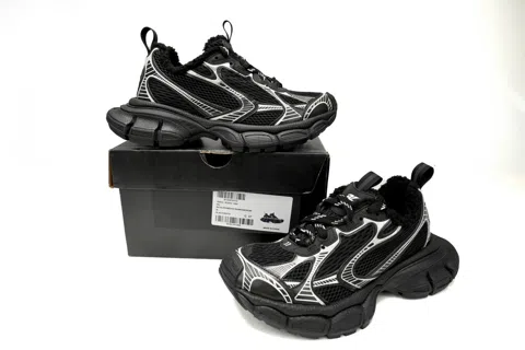 Balenciaga 3XL Black/White – photo 9