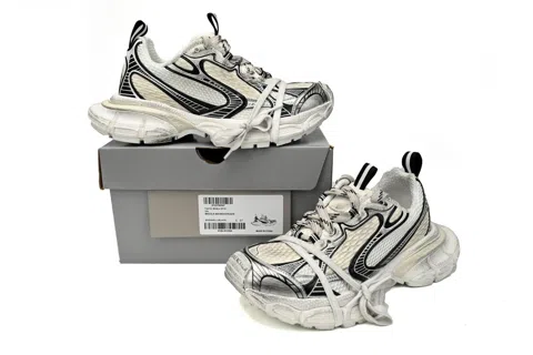 Balenciaga 3XL Panda – photo 10