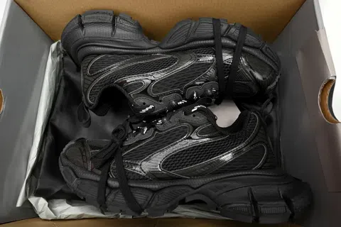 Balenciaga 3XL Triple Black – photo 10