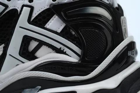 Balenciaga Runner Black/White – photo 5