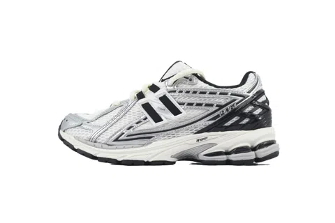 New Balance 1906R Silver Metallic Black