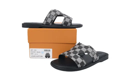 Louis Vuitton Oasis Mule Black/White Check – photo 8