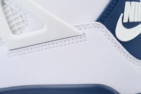 Nike SB x Air Jordan 4 Navy – photo 5