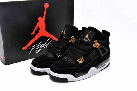Air Jordan 4 Royalty – photo 8