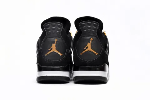 Air Jordan 4 Royalty – photo 4