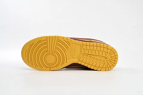 Concepts x Nike SB Dunk Low Yellow Lobster – photo 6