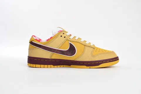 Concepts x Nike SB Dunk Low Yellow Lobster – photo 3