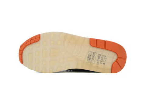 Nike Air Max 1 87 Luxe – photo 4
