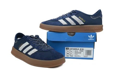 CLOT x adidas Gazelle Collegiate Navy Off White – photo 7