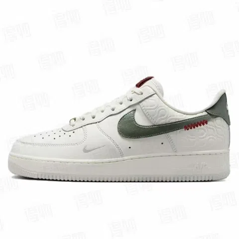 Nike Air Force 1 Low 07 Le