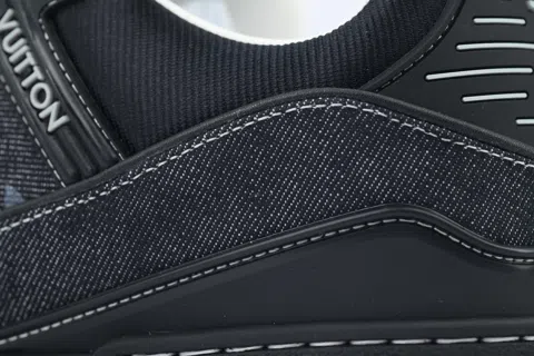 Louis Vuitton Trainer Black Denim – photo 5