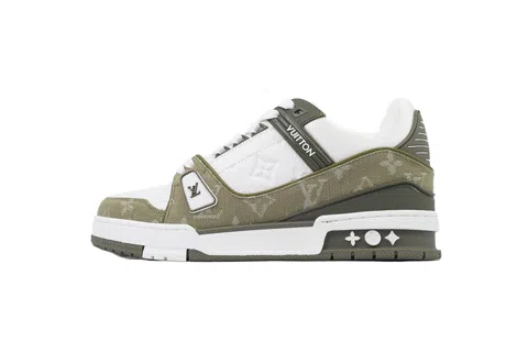 Louis Vuitton Trainer Olive Denim