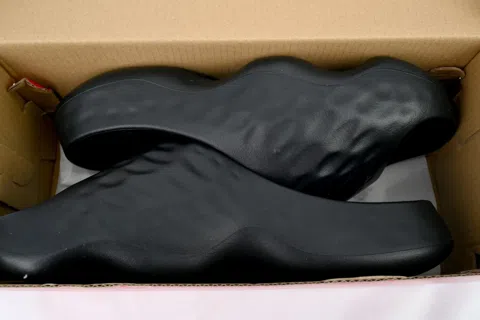 New Balance Fresh Foam MRSHN Slide Blacktop – photo 9