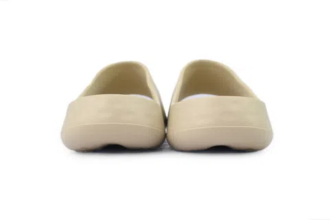 New Balance Fresh Foam MRSHN Slide Pistachio Butter – photo 3