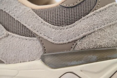 New Balance 9060 Mushroom – photo 5