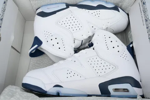 Air Jordan 6 Midnight Navy – photo 8