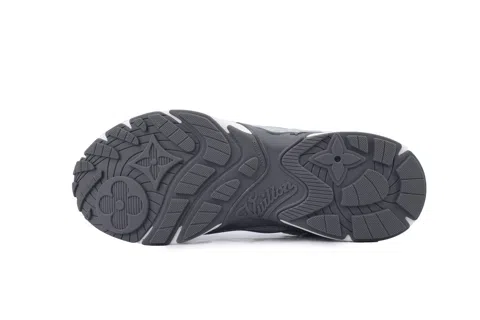 Louis Vuitton Running Shoes Grey – photo 4