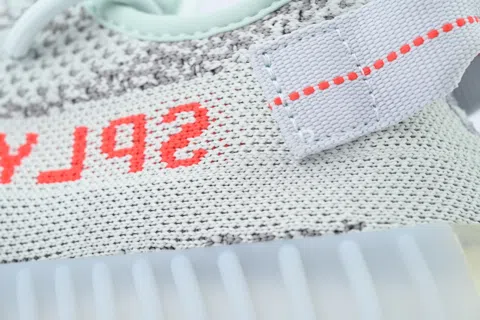 Yeezy Boost 350 V2 Blue Tint – photo 5