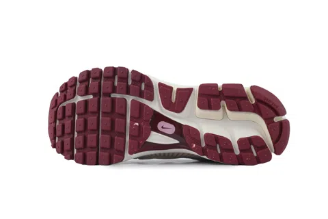Nike Zoom Vomero 5 Valentine – photo 4