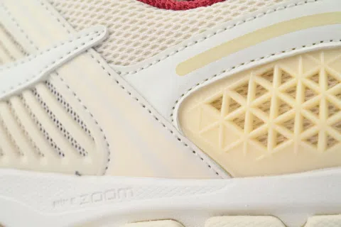 Nike Zoom Vomero 5 Valentine – photo 5
