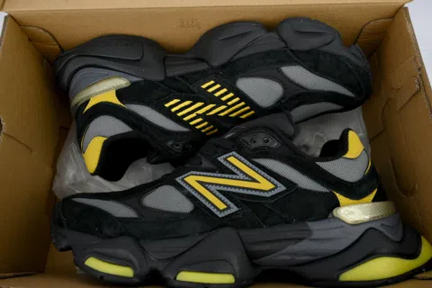 New Balance 9060 Black/Yellow – photo 8