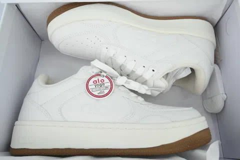Alo Yoga Recovery Mode Triple White – photo 3
